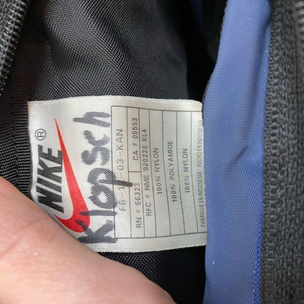 Nike Vintage Original Tough Blue Fanny Pack‎ Belt Bag Crossbody Black Swoosh - Picture 5 of 8